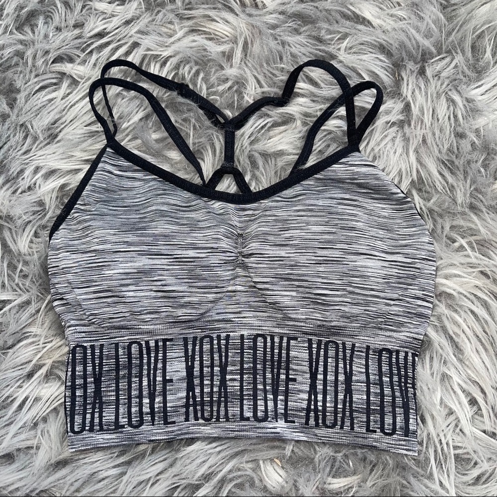 cute strap sport bralette 🐈‍⬛